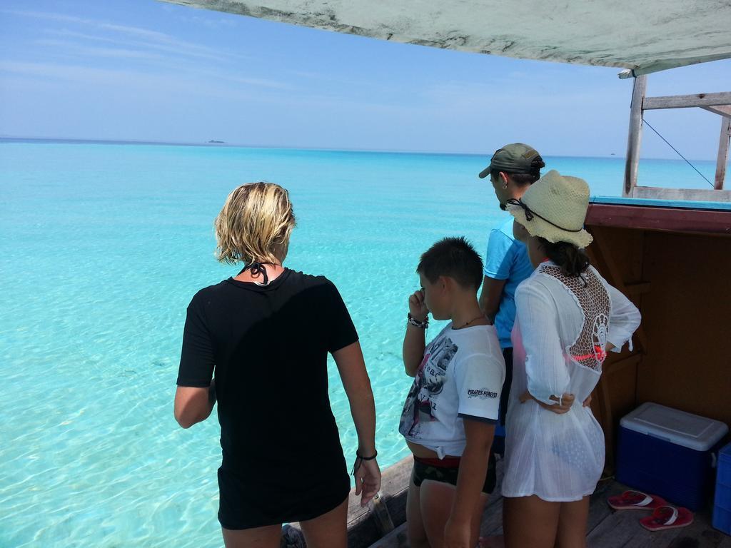 Rip Tide Vacation Inn, K.Guraidhoo Guraidhoo  Eksteriør bilde